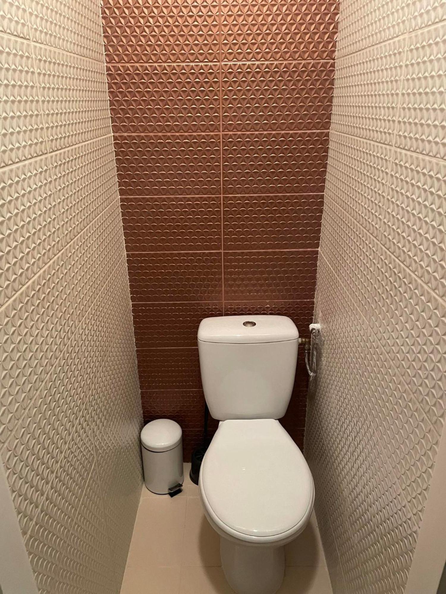Adam Apartman Hajduszoboszlo Bagian luar foto